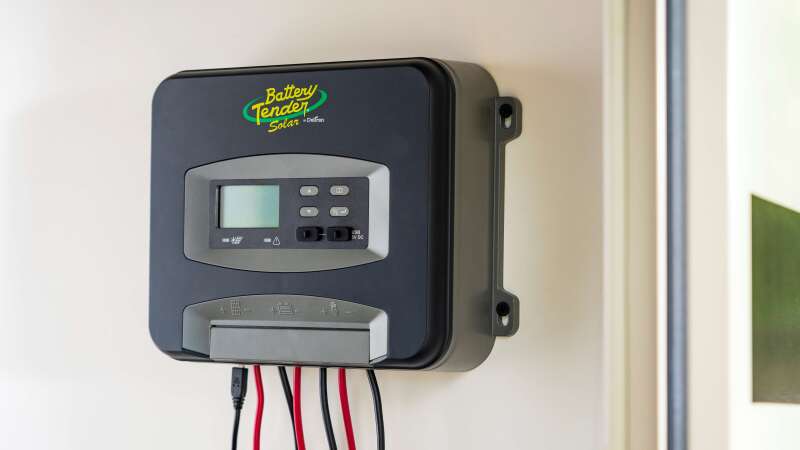 Battery Tender 30AMP MPPT/450W/12V Indoor Solar Controller System - Blais Performance Parts