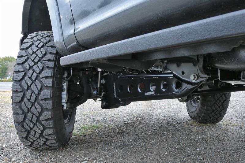 Fabtech 05-20 Ford F250/350 & 08-20 Ford F450/550 4WD 4/6/8in Lift Radius Arm System - Blais Performance Parts