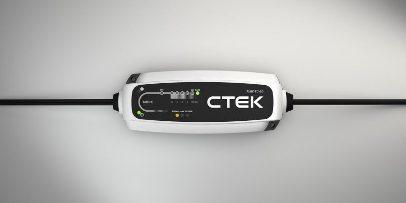 CTEK Battery Charger - CT5 Time To Go - 4.3A - Blais Performance Parts