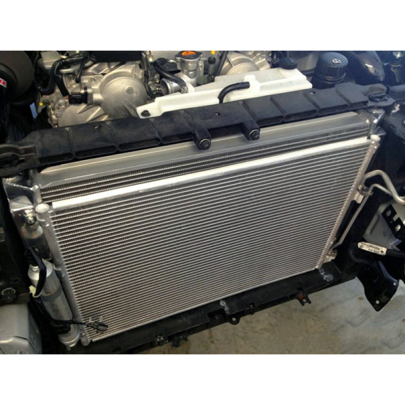 Mishimoto 09+ Nissan 370Z Manual Radiator - Blais Performance Parts