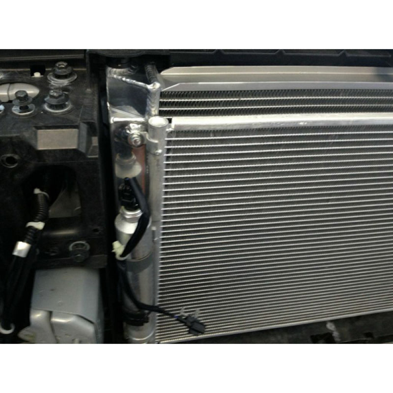 Mishimoto 09+ Nissan 370Z Manual Radiator - Blais Performance Parts